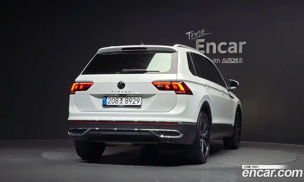 Volkswagen Tiguan 2022 2.0 Автомат в Москве № 215136, фото 16