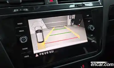 Volkswagen Tiguan 2022 2.0 Автомат в Москве № 215136, миниатюра 5