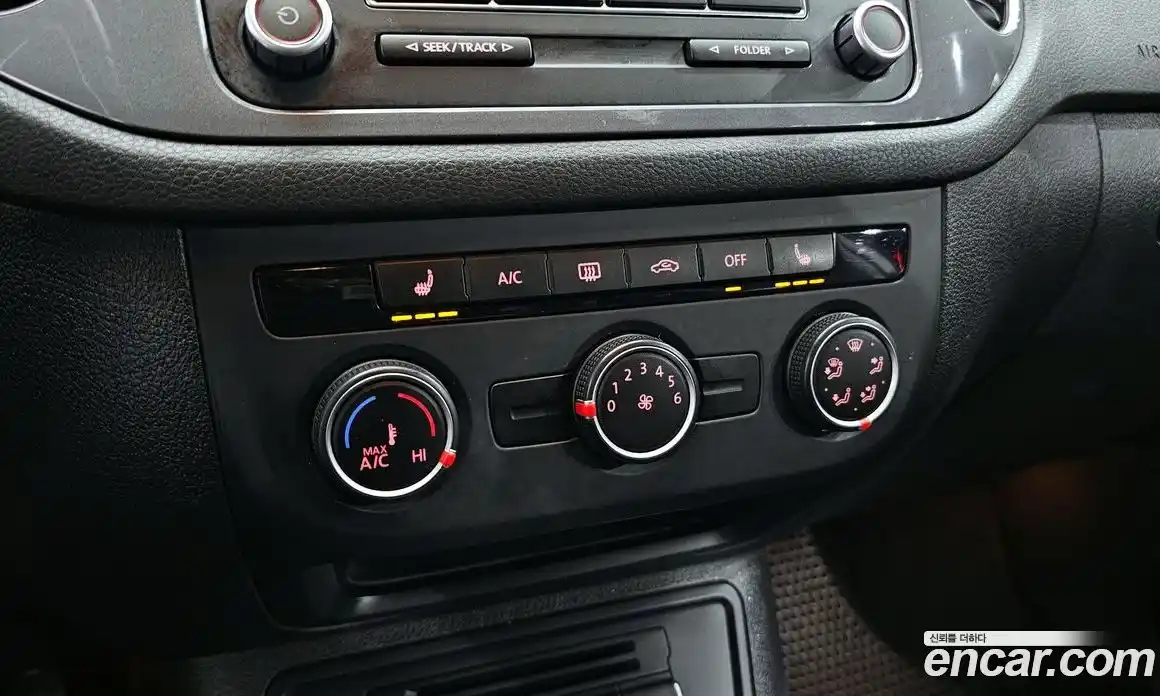 Volkswagen Tiguan 2016 2.0 Автомат в Москве № 215328, фото 4