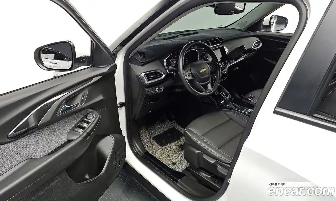 Chevrolet TrailBlazer 2023 1.3 Автомат в Москве № 215826, фото 18