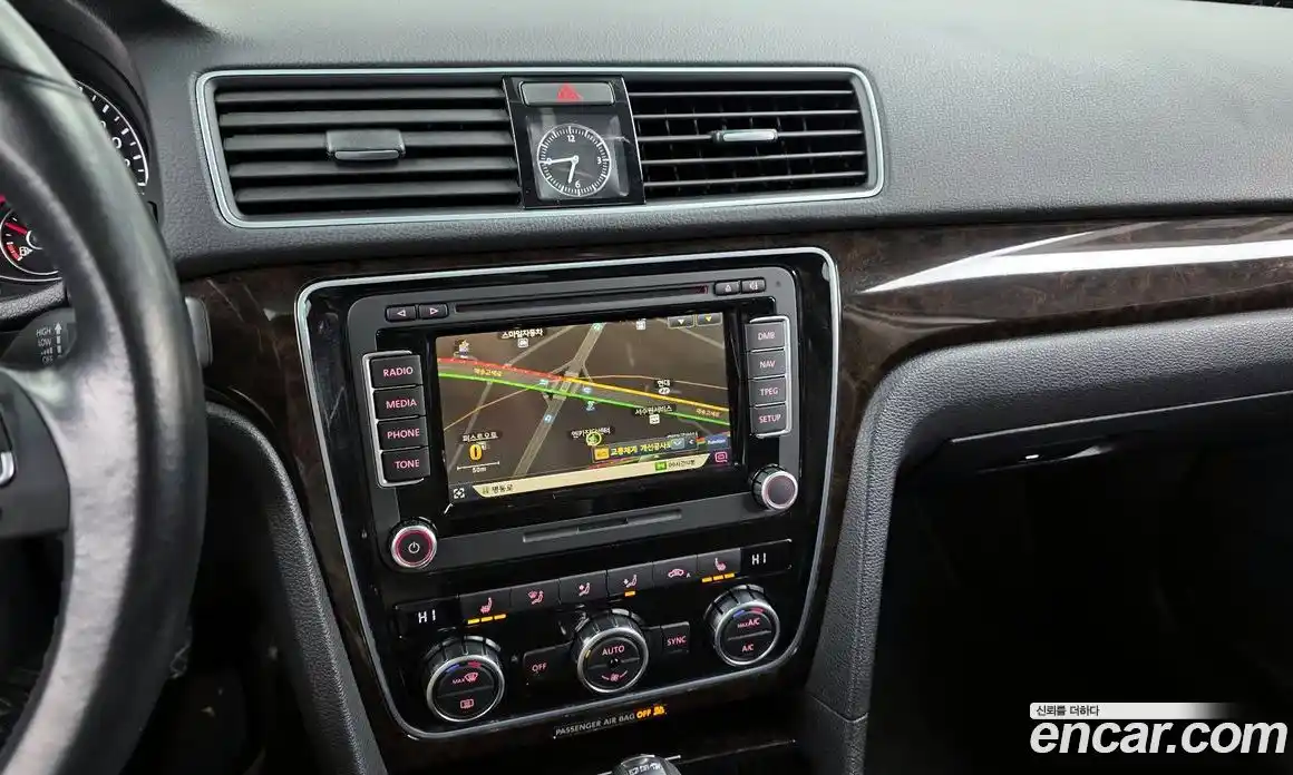 Volkswagen Passat 2014 2.0 Автомат в Москве № 217454, фото 12