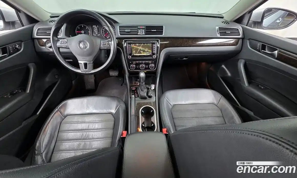 Volkswagen Passat 2014 2.0 Автомат в Москве № 217454, фото 17