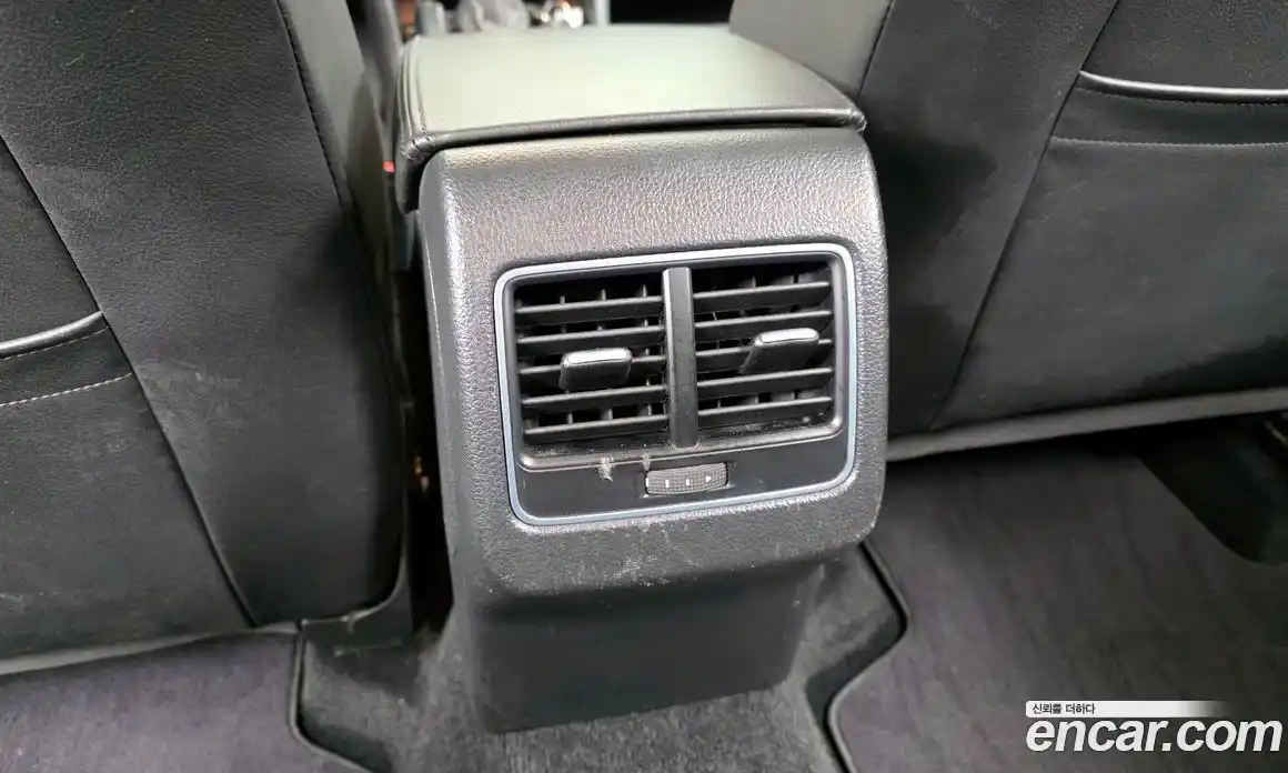 Volkswagen Passat 2014 2.0 Автомат в Москве № 217454, фото 19