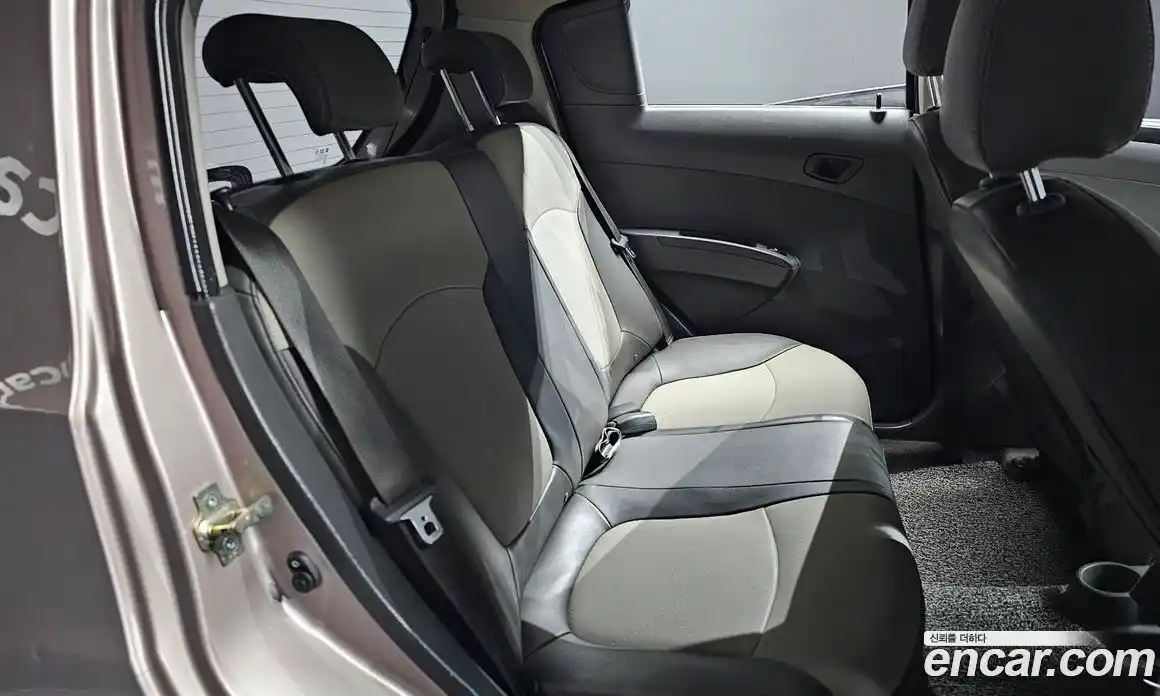 Chevrolet Spark 2012 1.0 Автомат в Москве № 218777, фото 12