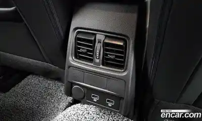 Renault Arkana 2025 1.6 Автомат в Москве № 221370, миниатюра 6