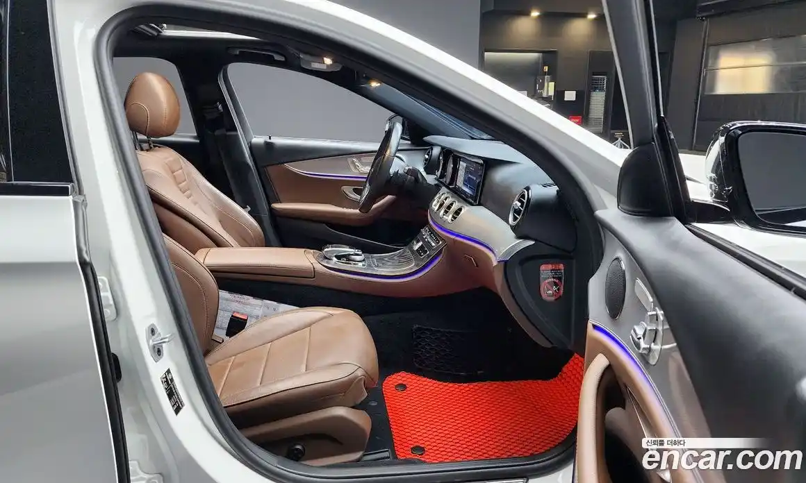 Mercedes-Benz E-Class 2020 2.0 Автомат в Москве № 221460, фото 14