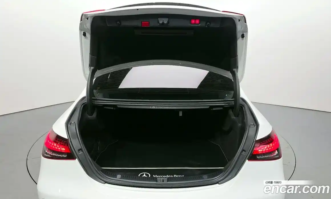 Mercedes-Benz E-Class 2022 2.0 Автомат в Москве № 222481, фото 20