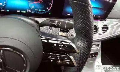 Mercedes-Benz E-Class 2022 2.0 Автомат в Москве № 222481, миниатюра 9