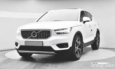 Volvo XC40, 2021