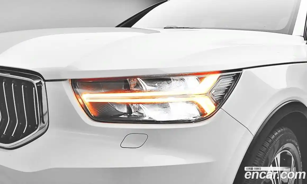 Volvo XC40 2021 2.0 Автомат в Москве № 223989, фото 20