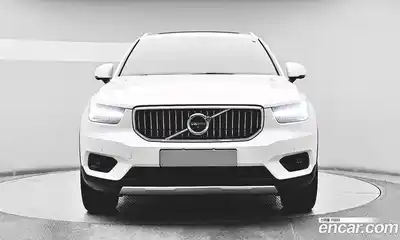 Volvo XC40 2021 2.0 Автомат в Москве № 223989, миниатюра 3