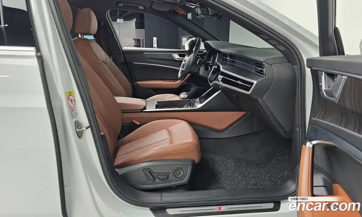 Audi A6 2023 2.0 Автомат в Москве № 230085, фото 11