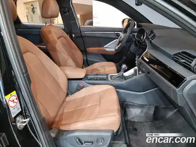 Audi Q3 2025 2.0 Автомат в Москве № 230293, миниатюра 11