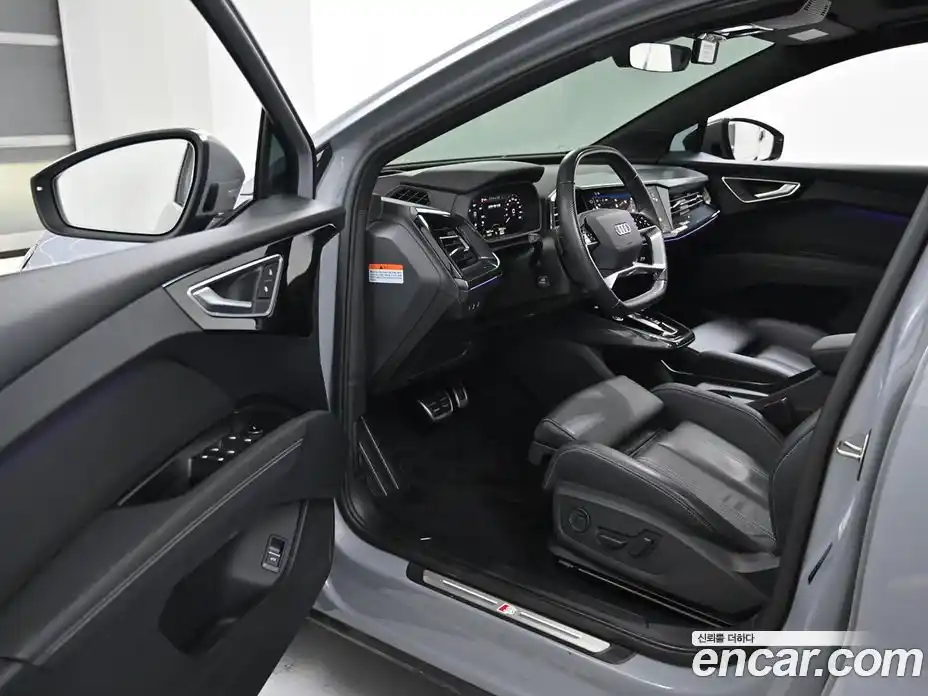 Audi Q4 e-tron 2023 1.0 Автомат в Москве № 230321, фото 11