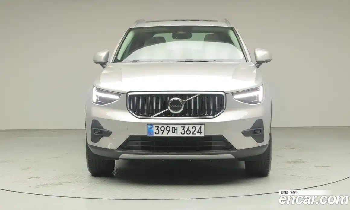 Volvo XC40 2025 2.0 Автомат в Москве № 230693, фото 3