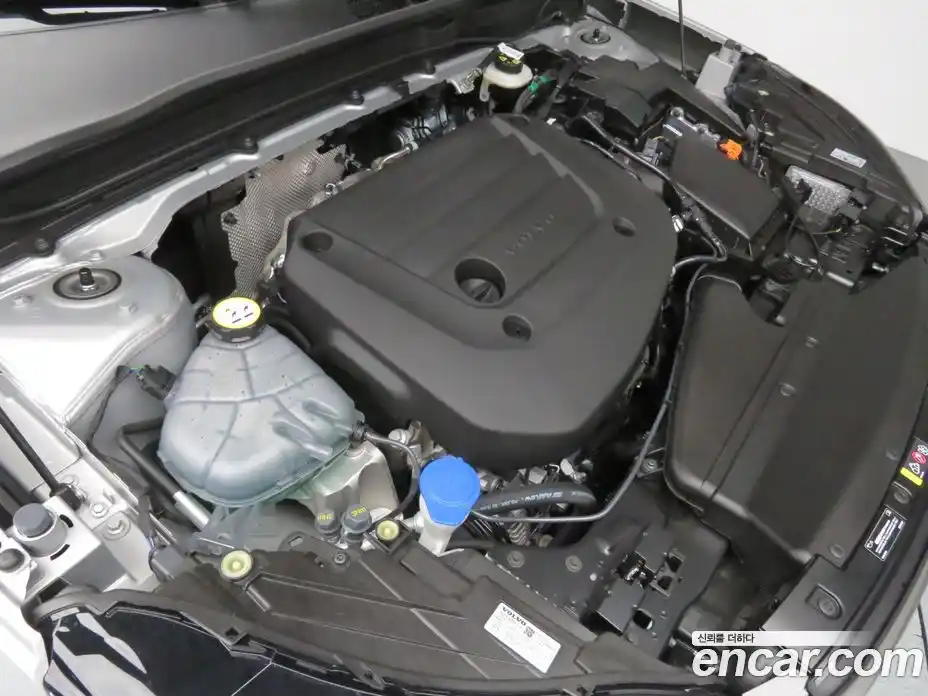 Volvo XC40 2025 2.0 Автомат в Москве № 230693, фото 6