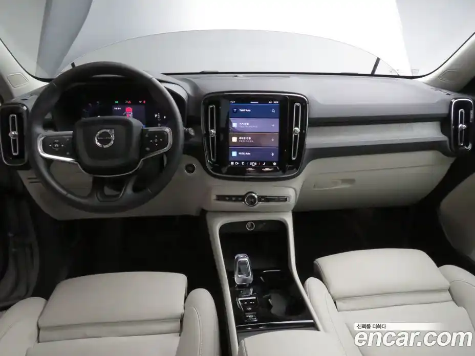 Volvo XC40 2025 2.0 Автомат в Москве № 230693, фото 7