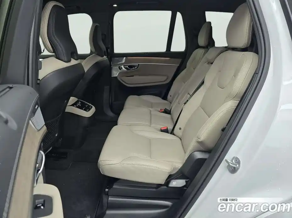 Volvo XC90 2026 2.0 Автомат в Москве № 230732, фото 11