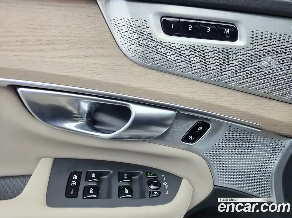 Volvo XC90 2026 2.0 Автомат в Москве № 230732, фото 20