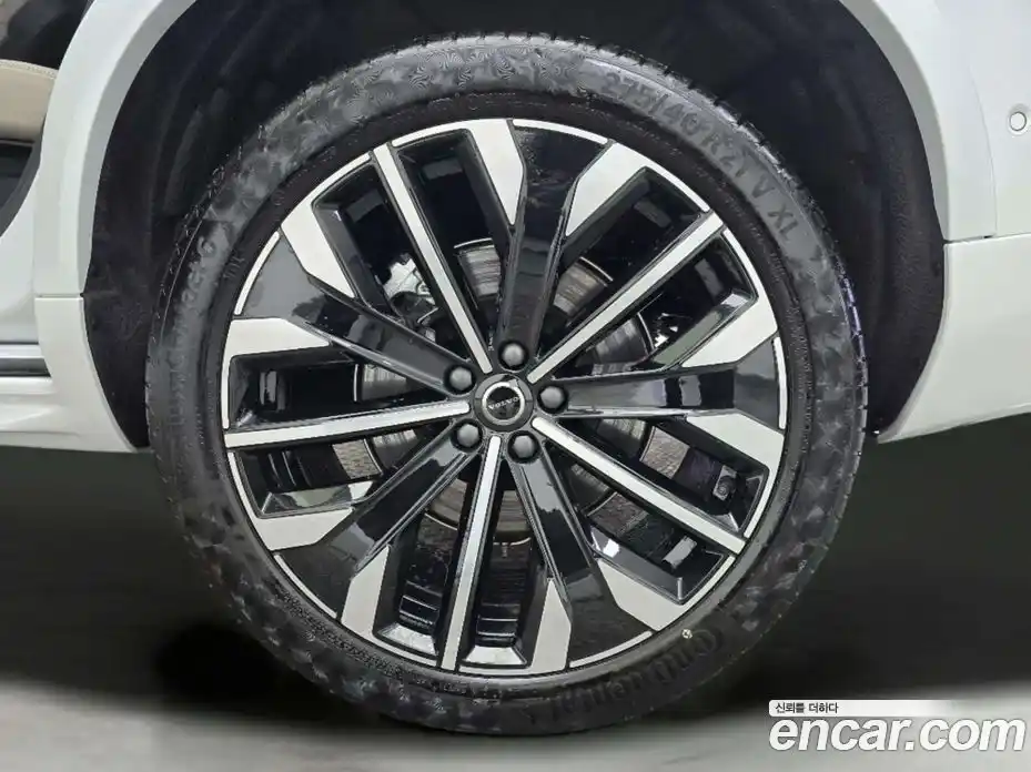 Volvo XC90 2026 2.0 Автомат в Москве № 230732, фото 5