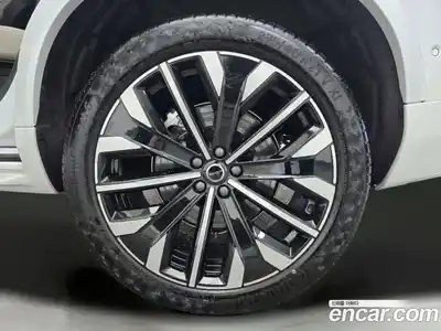 Volvo XC90 2026 2.0 Автомат в Москве № 230732, миниатюра 5