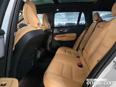 Volvo V60 2025 2.0 Автомат в Москве № 230757, миниатюра 11