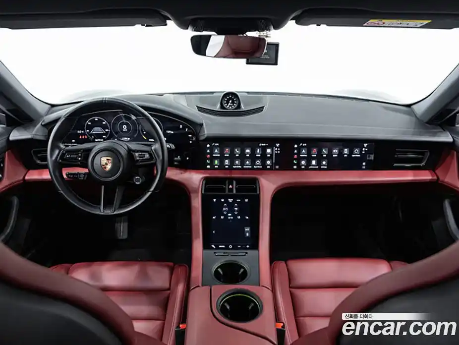 Porsche Taycan 2024 0.1 Автомат в Москве № 231044, фото 7