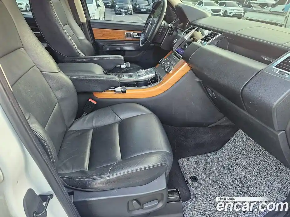 Land Rover Range-Rover Sport 2012 3.0 Автомат в Москве № 231347, фото 5