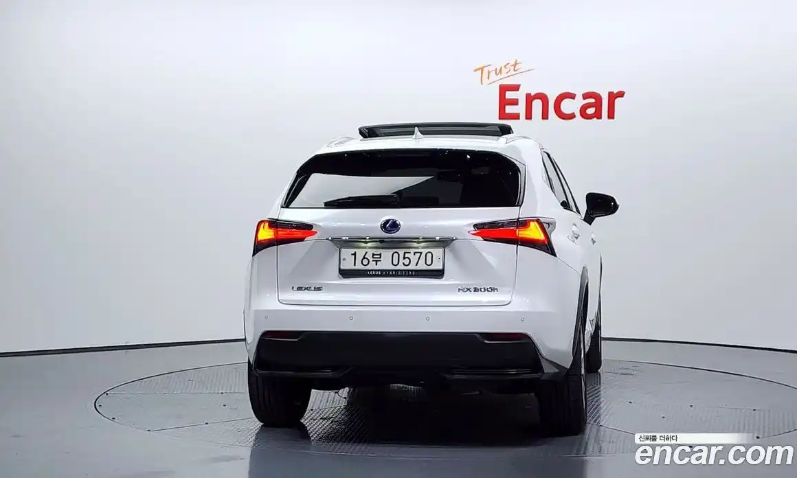 Lexus NX 2015 2.5 Автомат в Москве № 232018, фото 13