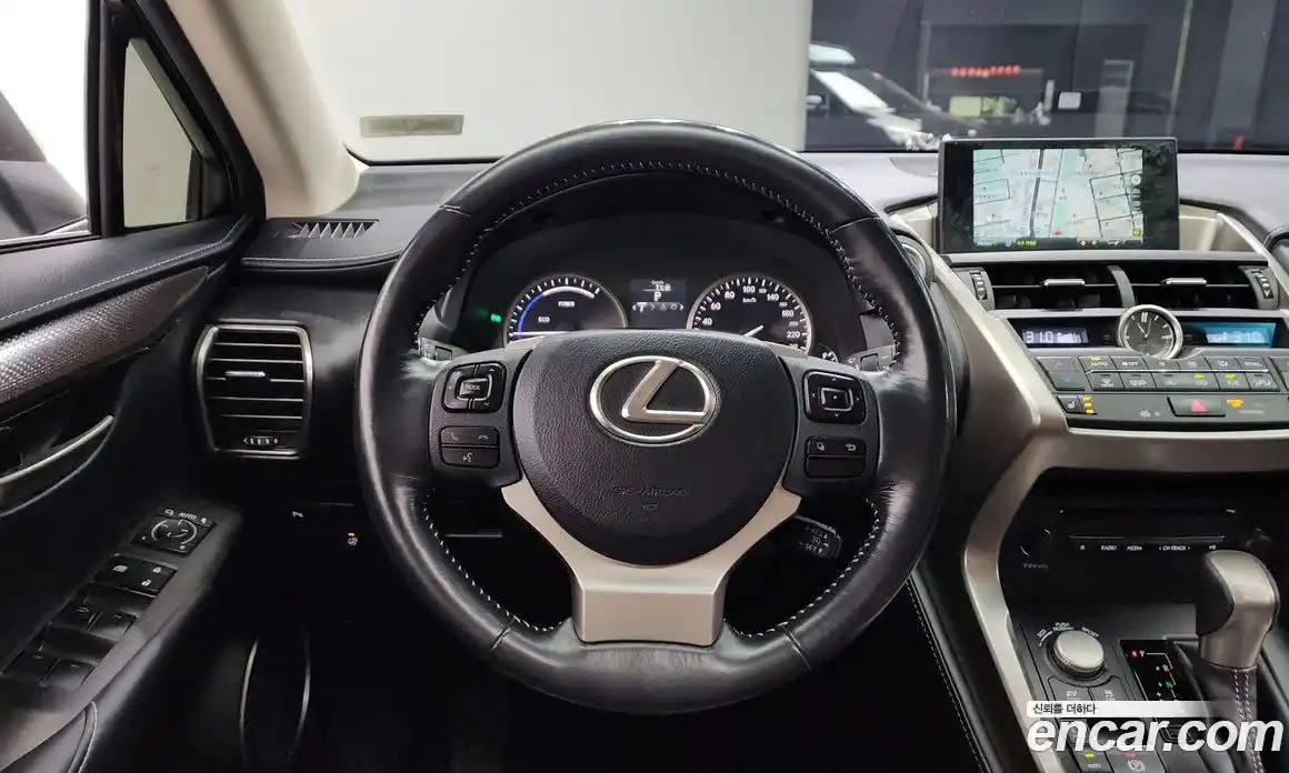 Lexus NX 2015 2.5 Автомат в Москве № 232018, фото 17