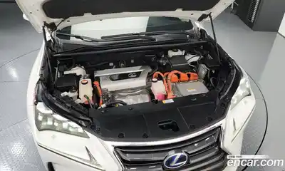 Lexus NX 2015 2.5 Автомат в Москве № 232018, миниатюра 3