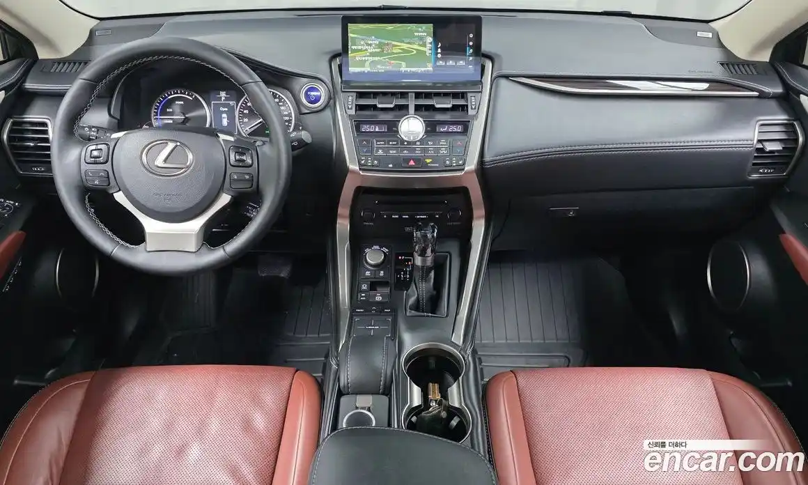 Lexus NX 2017 2.5 Автомат в Москве № 232032, фото 11