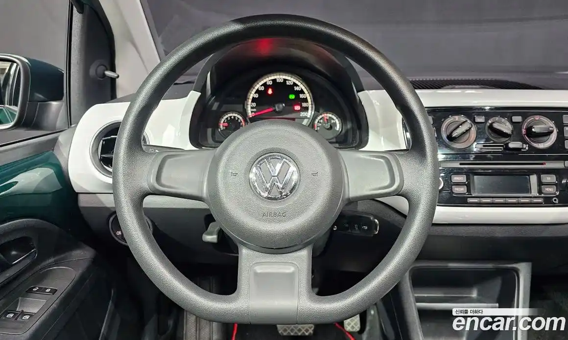 Volkswagen up! 2016 1.0 Автомат в Москве № 232125, фото 14