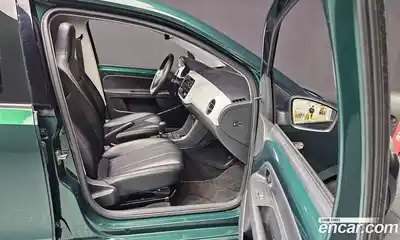 Volkswagen up! 2016 1.0 Автомат в Москве № 232125, миниатюра 5