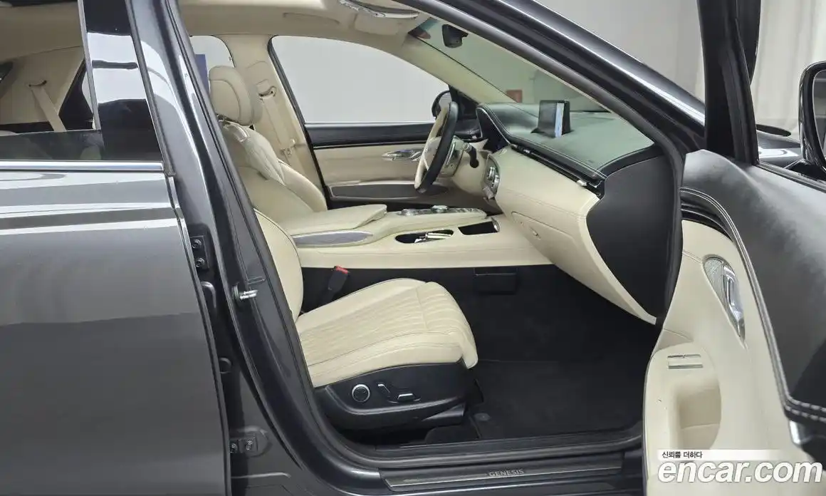 Genesis GV70 2021 2.5 Автомат в Москве № 23451, фото 12