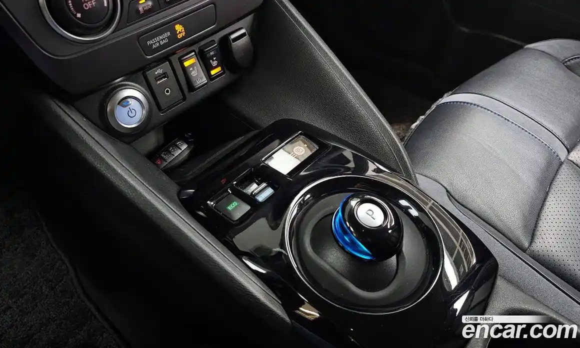 Nissan Leaf 2019 0.1 Автомат в Москве № 238143, фото 12