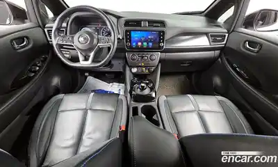 Nissan Leaf 2019 0.1 Автомат в Москве № 238143, миниатюра 2