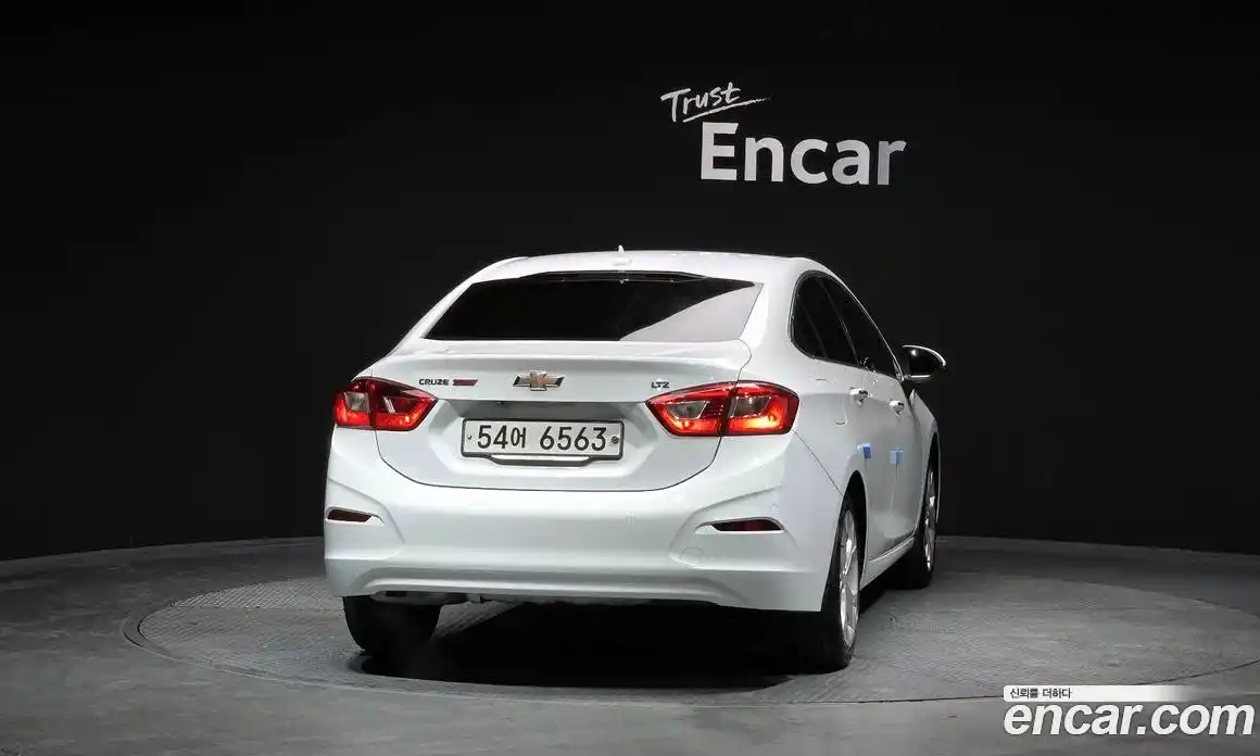 Chevrolet Cruze 2017 1.4 Автомат в Москве № 239219, фото 4