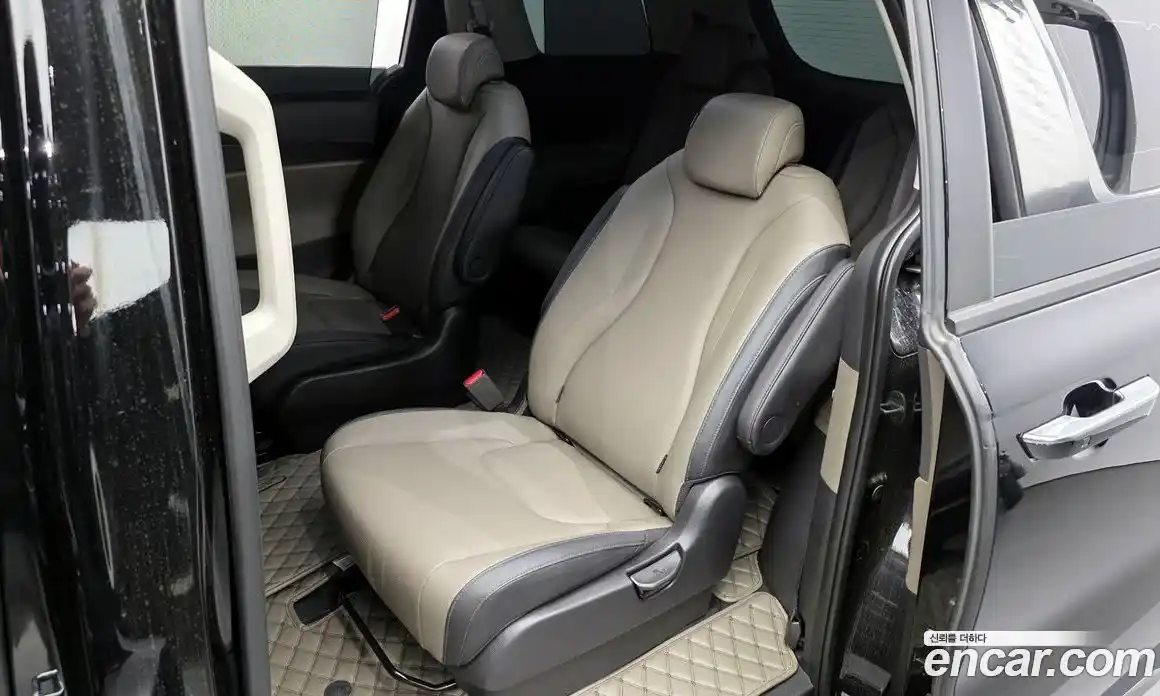 Kia Canival 2025 2.2 Автомат в Москве № 243593, фото 16