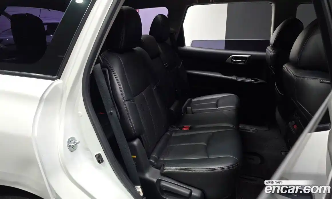 Nissan Pathfinder 2014 3.5 Автомат в Москве № 248718, фото 10