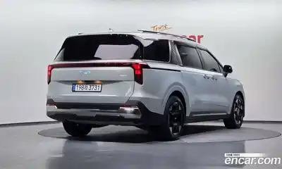 Kia Canival, 2025