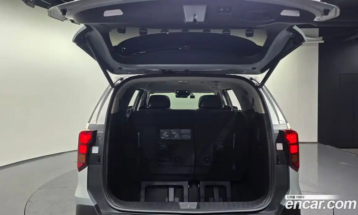 Kia Canival 2025 3.5 Автомат в Москве № 250408, фото 14