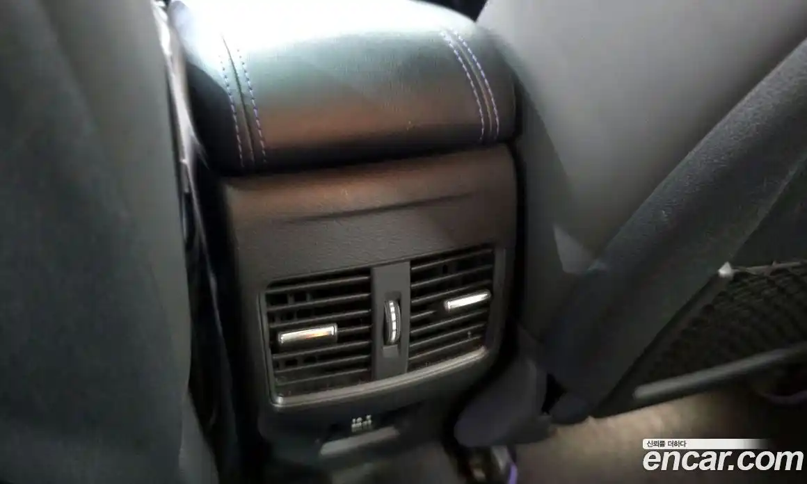 Infiniti Q30 2017 2.0 Автомат в Москве № 256128, фото 9