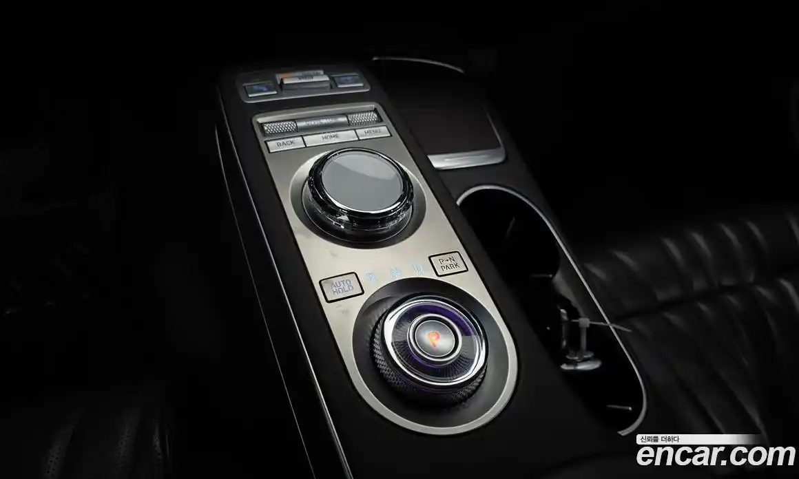 Genesis GV70 2021 2.5 Автомат в Москве № 25648, фото 17