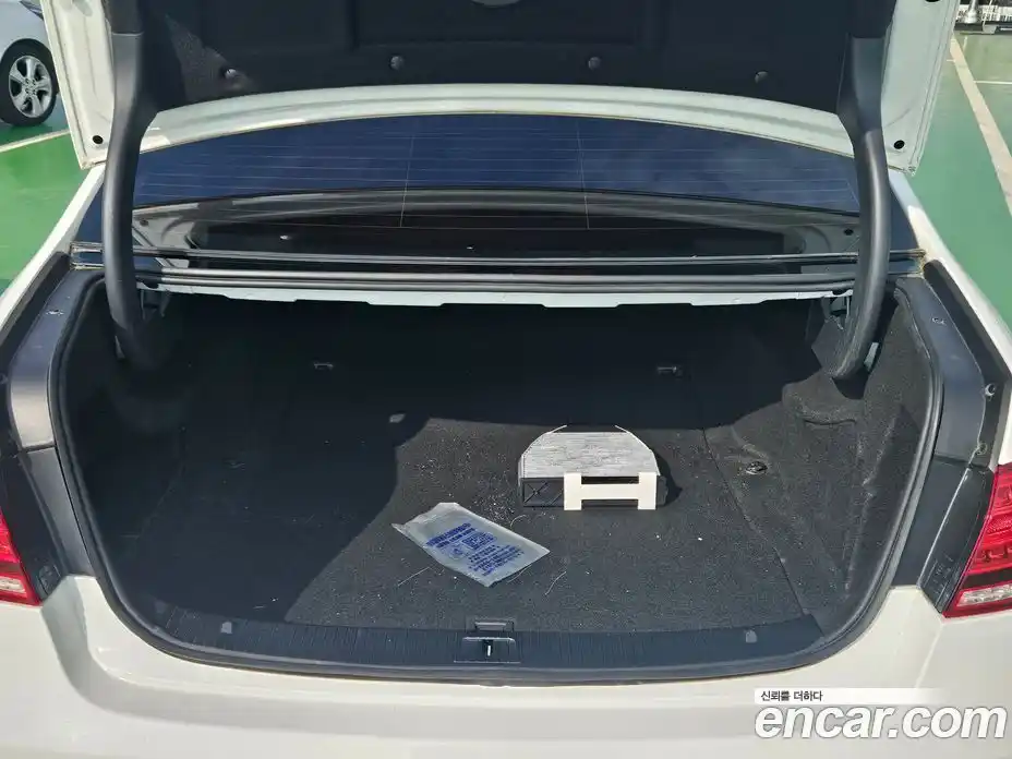 Mercedes-Benz E-Class 2014 3.5 Автомат в Москве № 264962, фото 15