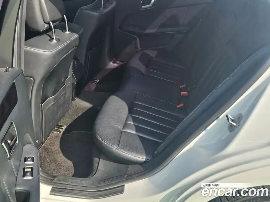 Mercedes-Benz E-Class 2014 3.5 Автомат в Москве № 264962, фото 17