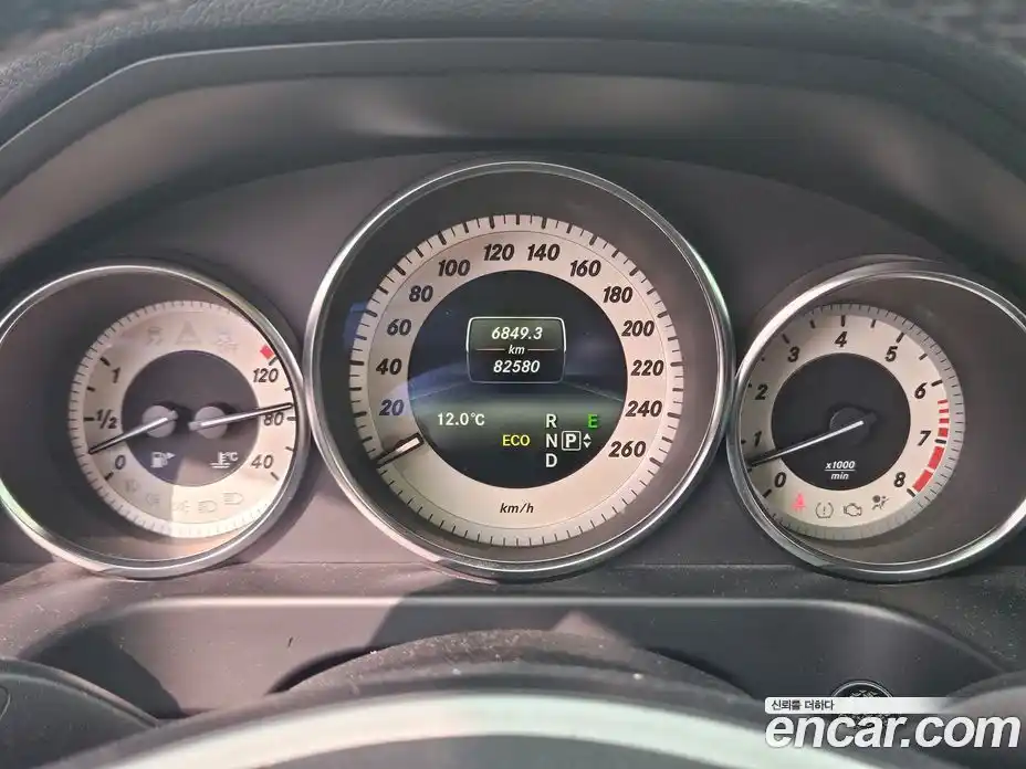 Mercedes-Benz E-Class 2014 3.5 Автомат в Москве № 264962, фото 8