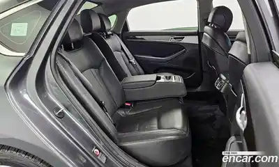 Genesis G80 2016 3.3 Автомат в Москве № 26843, миниатюра 12