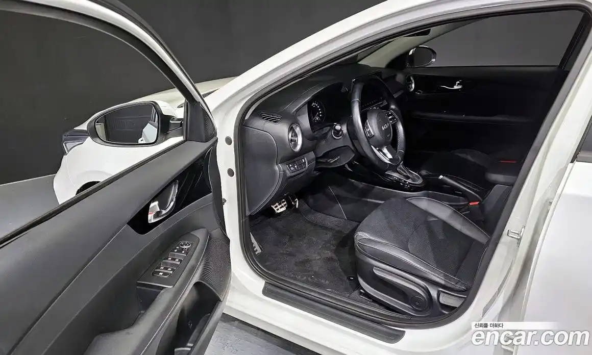 Kia K3 2024 1.6 Автомат в Москве № 269325, фото 19