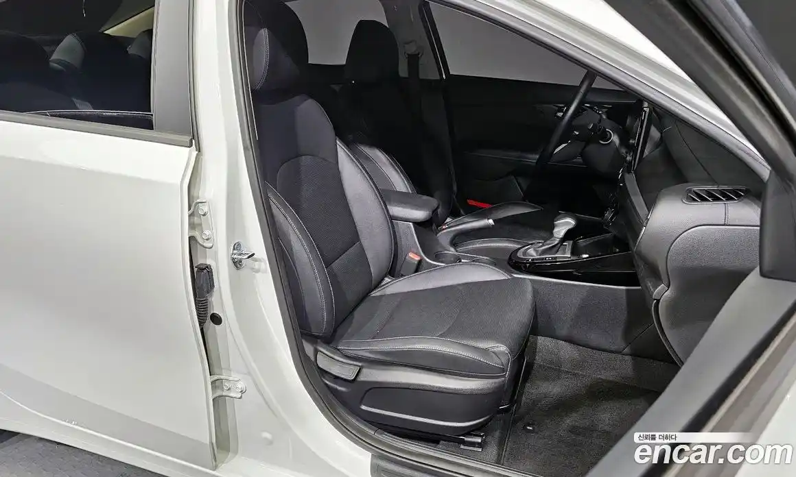 Kia K3 2024 1.6 Автомат в Москве № 269325, фото 5